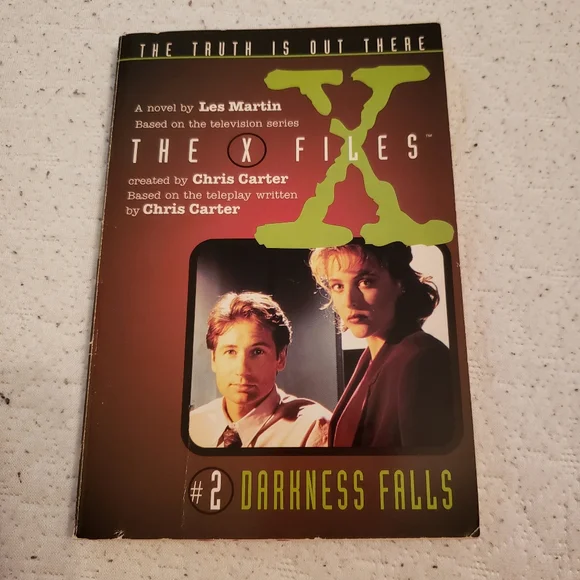👽 X-Files Chapter Books 👽 - Picture 5 of 14